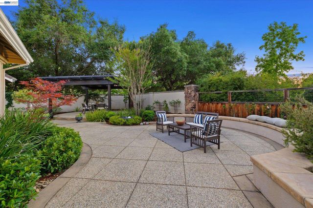 408 Cabonia Ct, Pleasanton, CA 94566