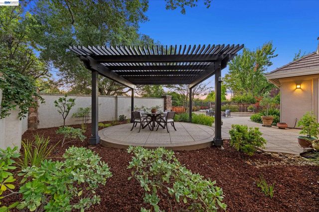 408 Cabonia Ct, Pleasanton, CA 94566