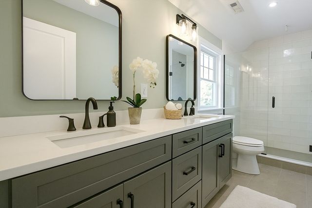 54 South St 2, Medford, MA 02155