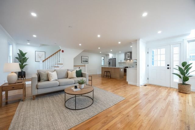 54 South St 2, Medford, MA 02155