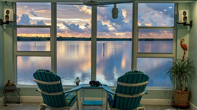 52 Yacht Club Drive 303, North Palm Beach, FL 33408
