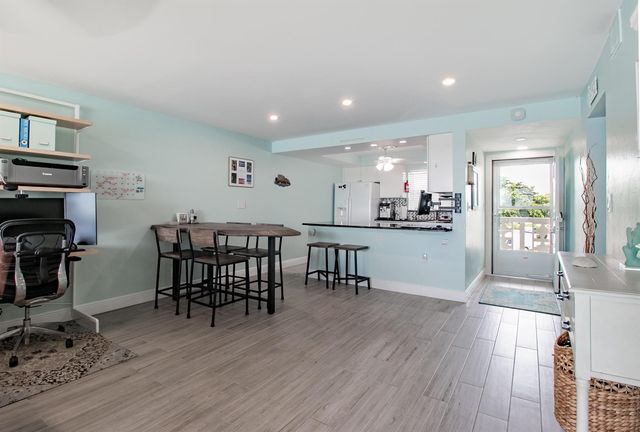 52 Yacht Club Drive 303, North Palm Beach, FL 33408