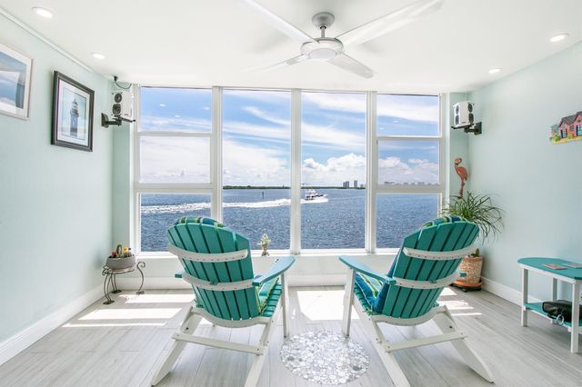 52 Yacht Club Drive 303, North Palm Beach, FL 33408