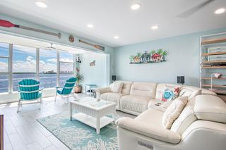 52 Yacht Club Drive 303, North Palm Beach, FL 33408