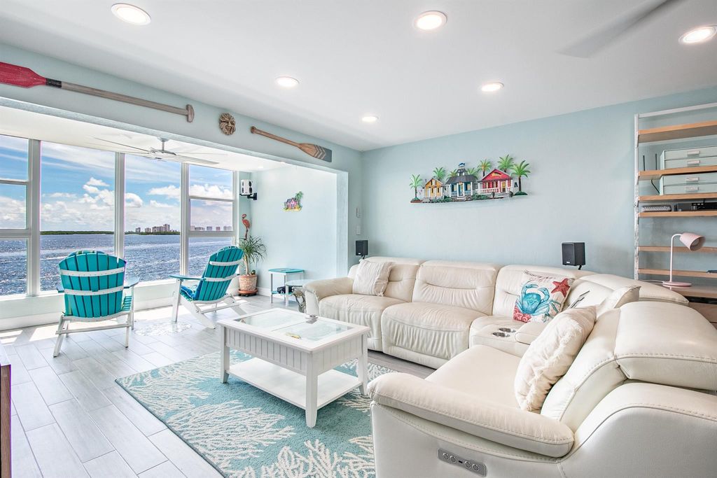 52 Yacht Club Drive 303, North Palm Beach, FL 33408