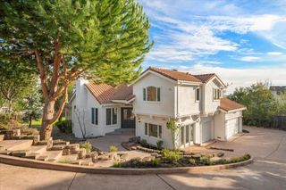 3961 Jefferson Avenue, Redwood City, CA 94062