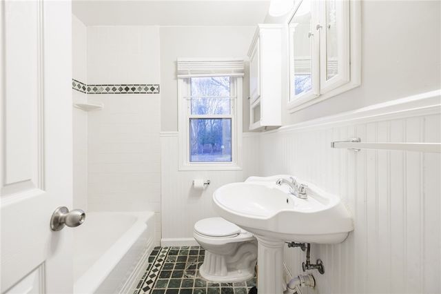 510 Hinchey Road, Gates, NY 14624