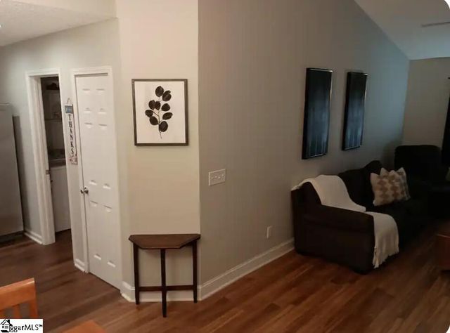 4 Headwater Court, Simpsonville, SC 29680