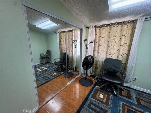 8740 Winnetka, Los Angeles, CA 91324