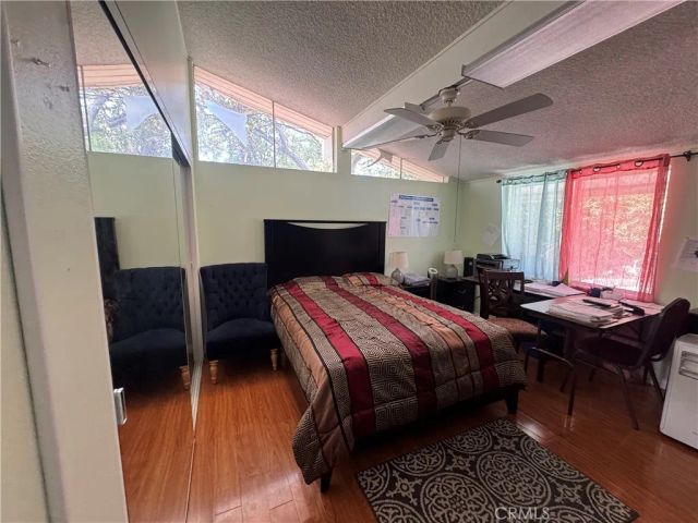8740 Winnetka, Los Angeles, CA 91324