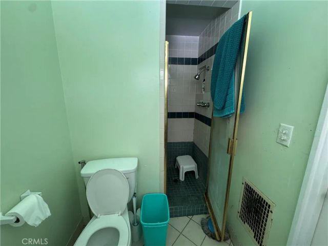 8740 Winnetka, Los Angeles, CA 91324