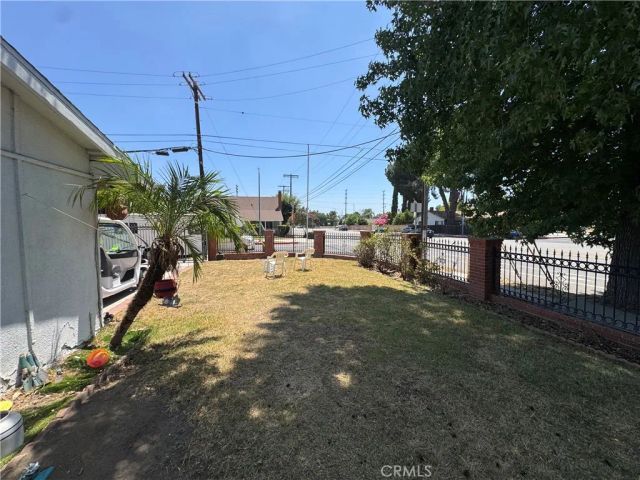 8740 Winnetka, Los Angeles, CA 91324