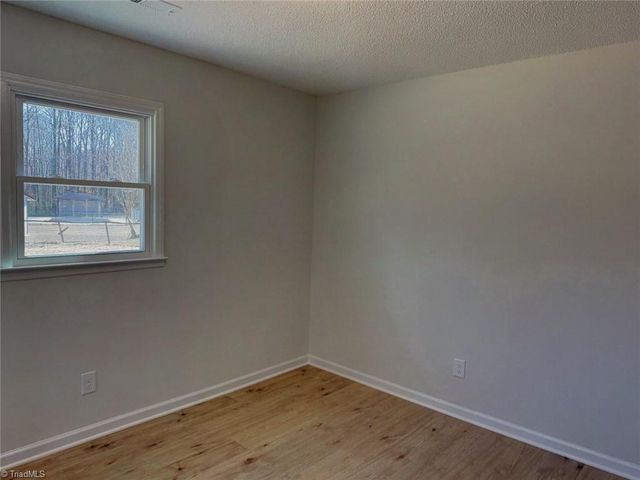 7700 Watkins Ford Road, Kernersville, NC 27284