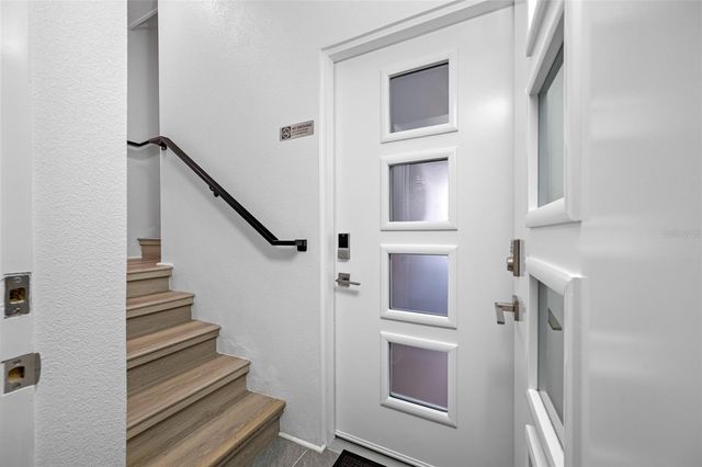 527 N GARDEN AVENUE Unit South, Clearwater, FL 33755