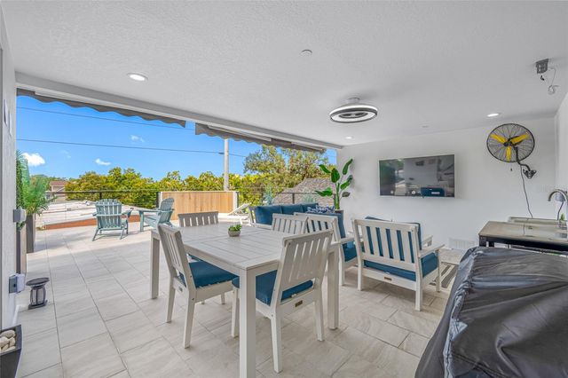 527 N GARDEN AVENUE Unit South, Clearwater, FL 33755