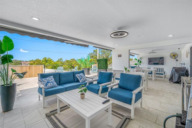 527 N GARDEN AVENUE Unit South, Clearwater, FL 33755