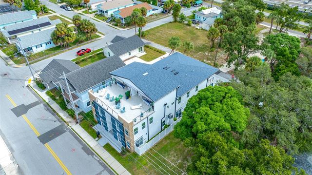 527 N GARDEN AVENUE Unit South, Clearwater, FL 33755