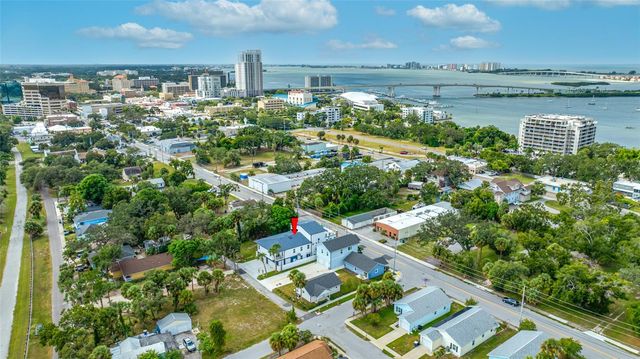 527 N GARDEN AVENUE Unit South, Clearwater, FL 33755