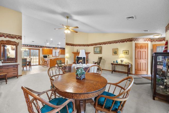 2000 LILAC LANE, Stevens Point, WI 54482