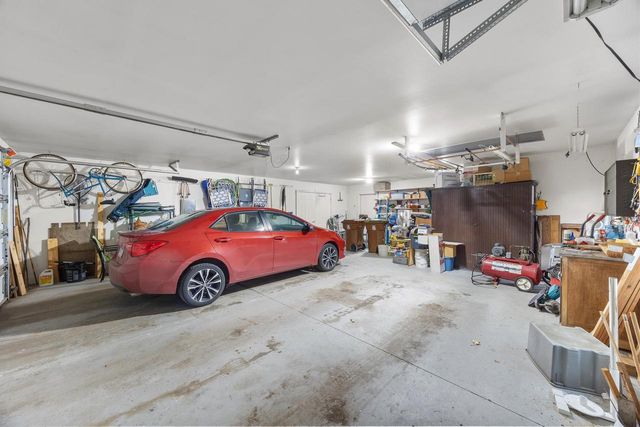 2000 LILAC LANE, Stevens Point, WI 54482