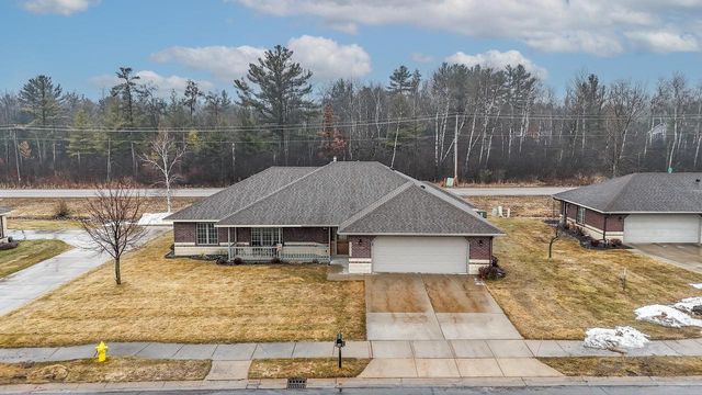 2000 LILAC LANE, Stevens Point, WI 54482
