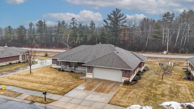 2000 LILAC LANE, Stevens Point, WI 54482