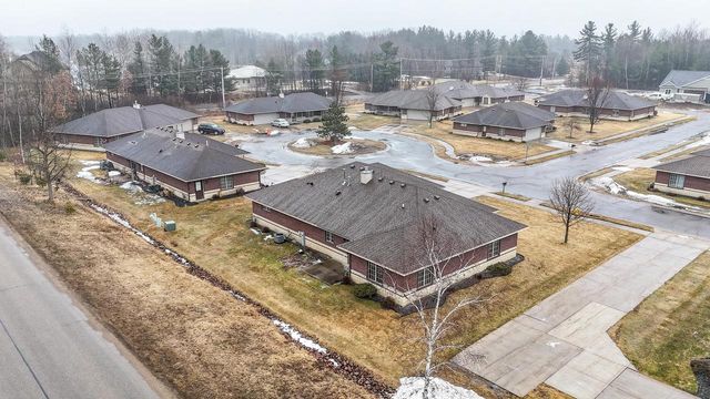 2000 LILAC LANE, Stevens Point, WI 54482