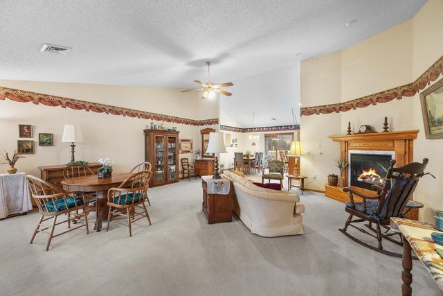 2000 LILAC LANE, Stevens Point, WI 54482