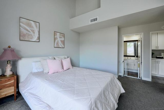 3140 Castelar Court 202, Corona, CA 92882