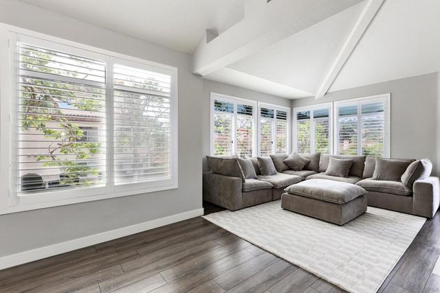 3140 Castelar Court 202, Corona, CA 92882