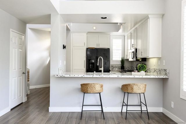 3140 Castelar Court 202, Corona, CA 92882