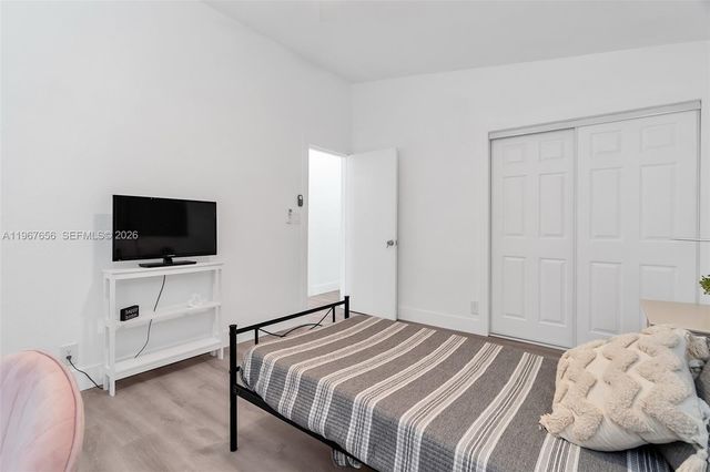 658 SW 1st Ct, Boynton Beach, FL 33426