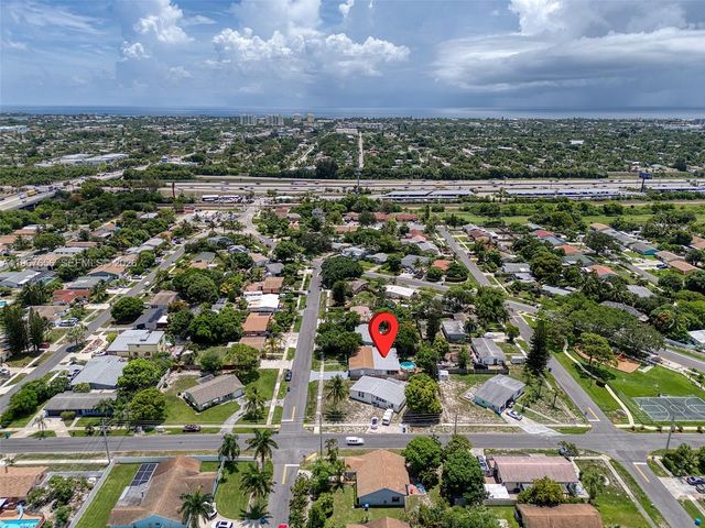 658 SW 1st Ct, Boynton Beach, FL 33426