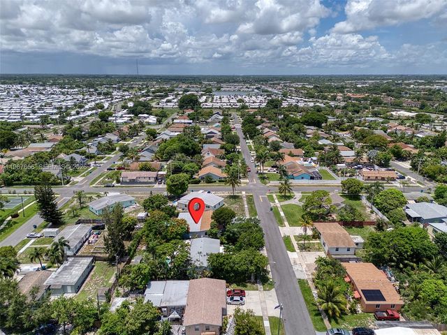658 SW 1st Ct, Boynton Beach, FL 33426