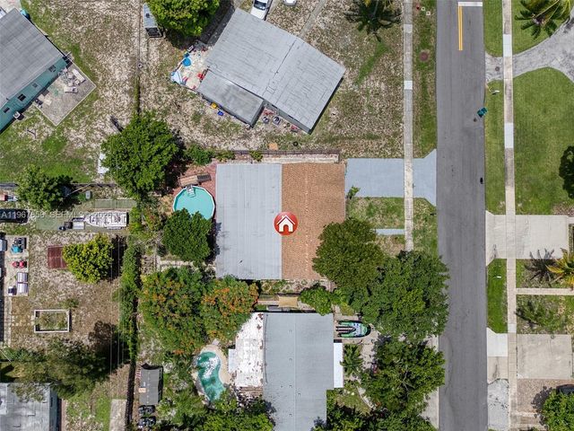 658 SW 1st Ct, Boynton Beach, FL 33426