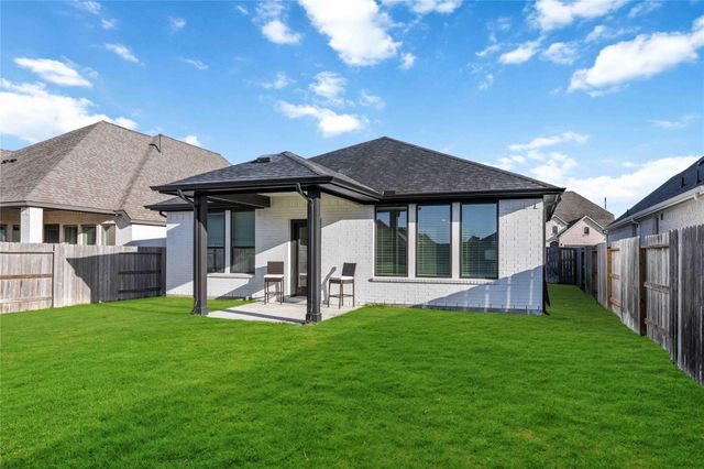 19319 Palfrey Prairie Trail, Tomball, TX 77377