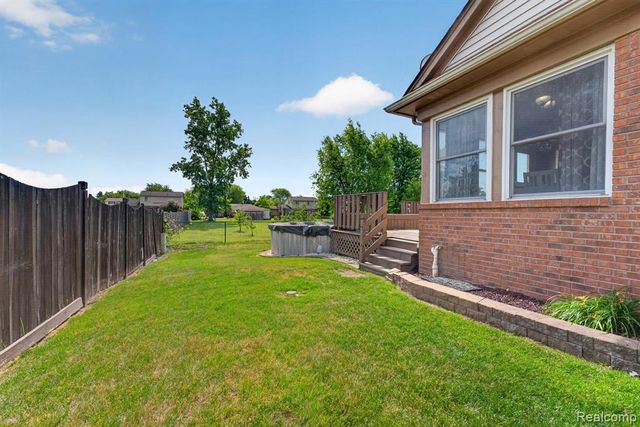 27681 Mill Creek Drive, Brownstown, MI 48183