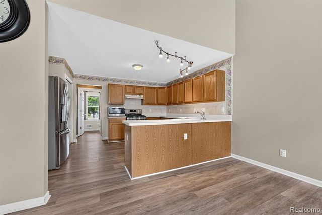 27681 Mill Creek Drive, Brownstown, MI 48183