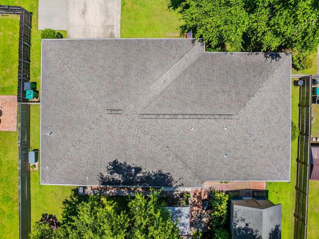 102 East Oaklawn Drive, Thibodaux, LA 70301
