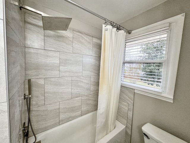 303 Nawakwa Trl, Madison, TN 37115