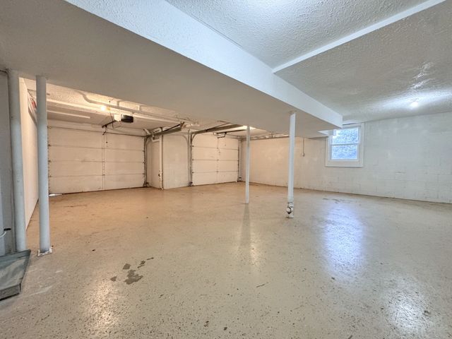 303 Nawakwa Trl, Madison, TN 37115