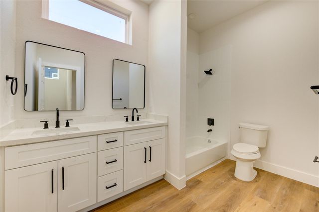 1211 Dewalt Street, Houston, TX 77088