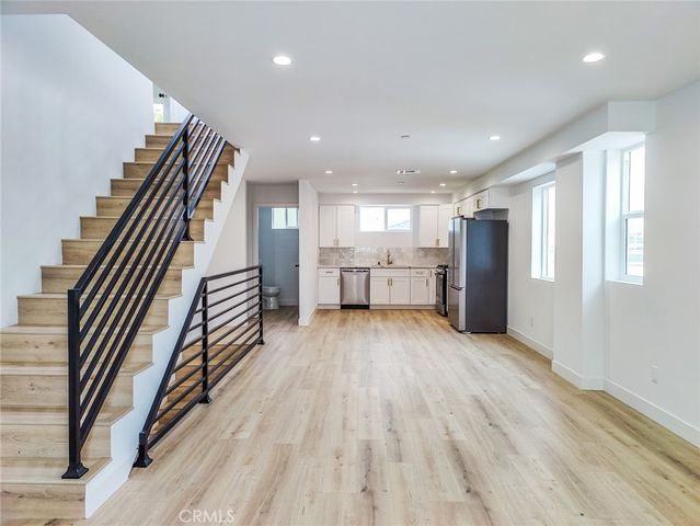 3811 Exposition Street 2, Los Angeles, CA 90016