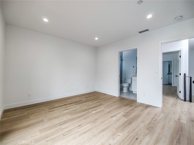 3811 Exposition Street 2, Los Angeles, CA 90016
