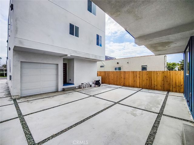 3811 Exposition Street 2, Los Angeles, CA 90016