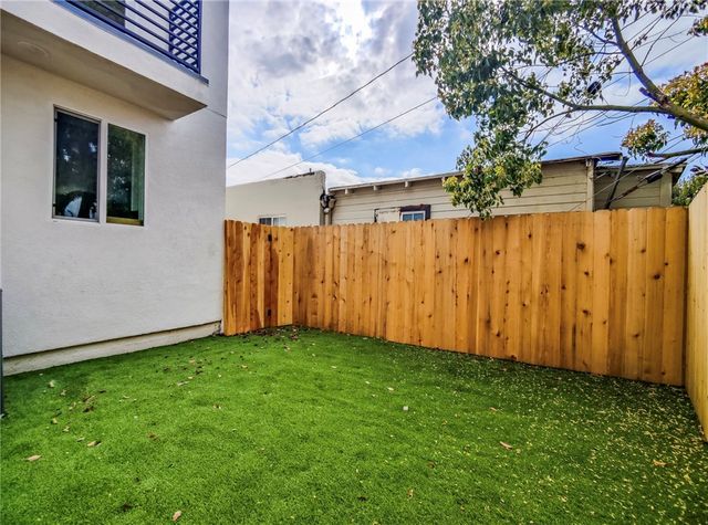 3811 Exposition Street 2, Los Angeles, CA 90016