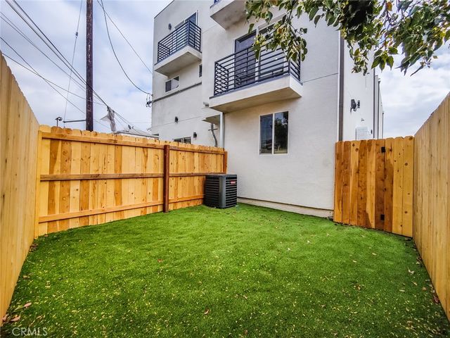 3811 Exposition Street 2, Los Angeles, CA 90016