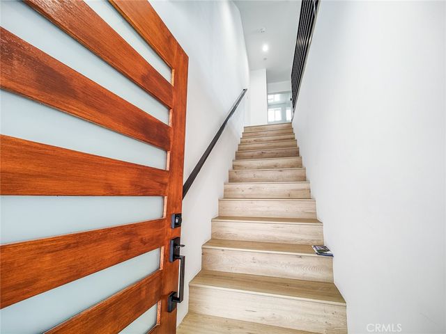 3811 Exposition Street 2, Los Angeles, CA 90016