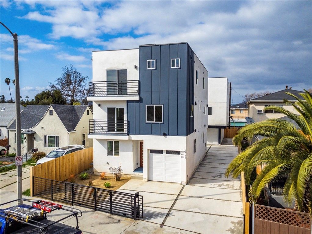 3811 Exposition Street 2, Los Angeles, CA 90016