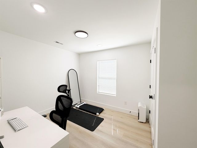 712 Barkwood Ct, Boiling Springs, SC 29316